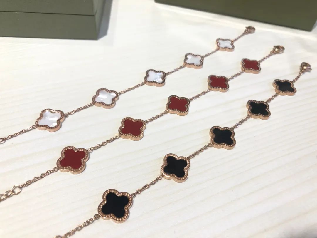 PULSERA VAN CLEEF photo 15
