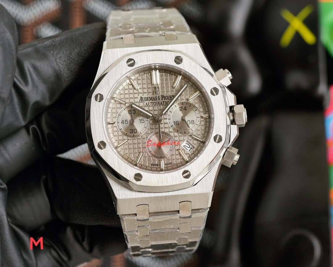AUDEMARS PIGUET photo 3