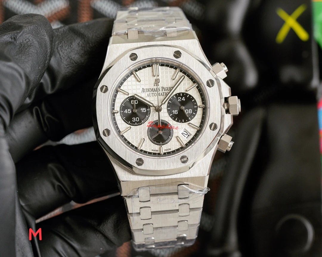 AUDEMARS PIGUET photo 2