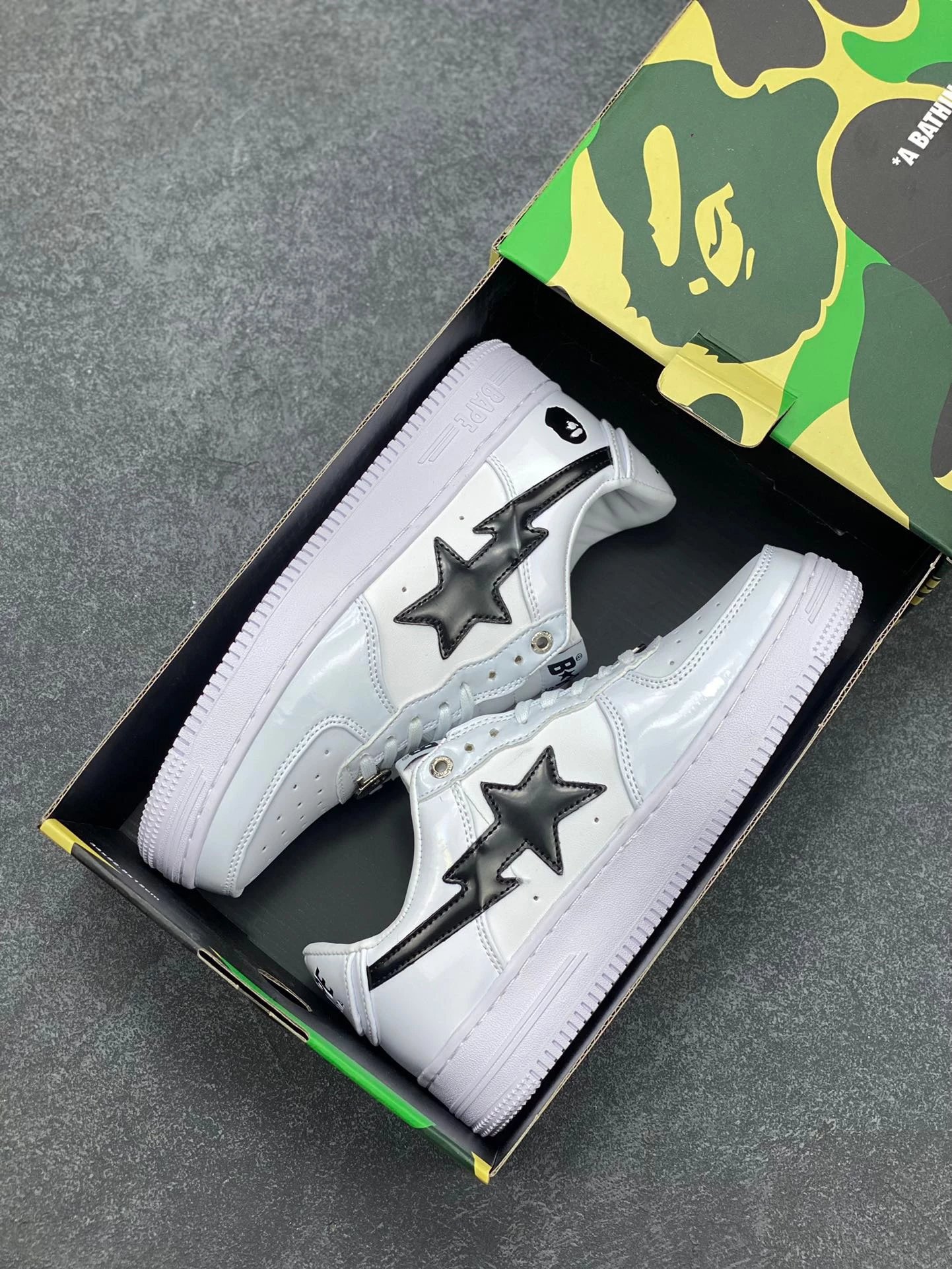 Bapesta low Black and white photo 9