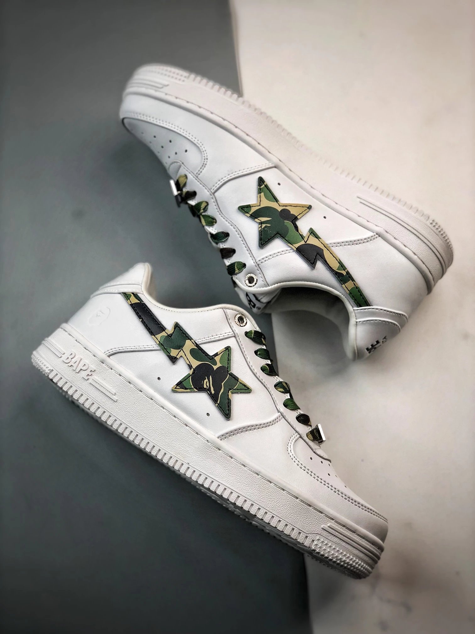 Bapesta low Black and white photo 22