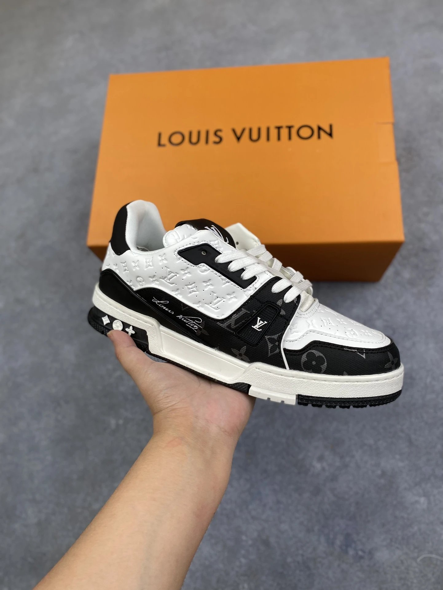 Louis Vuitton Trainers photo 7