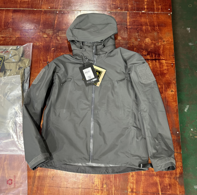 Arc'teryx Beta LT Pink Jacket photo 38