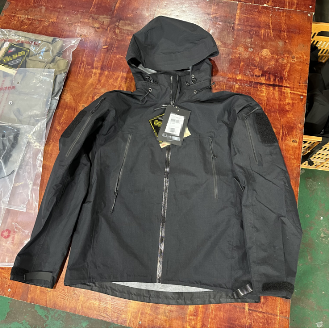 Arc'teryx Beta LT Pink Jacket photo 39