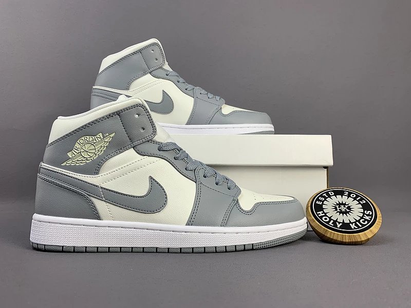AIR JORDAN 1 photo 17