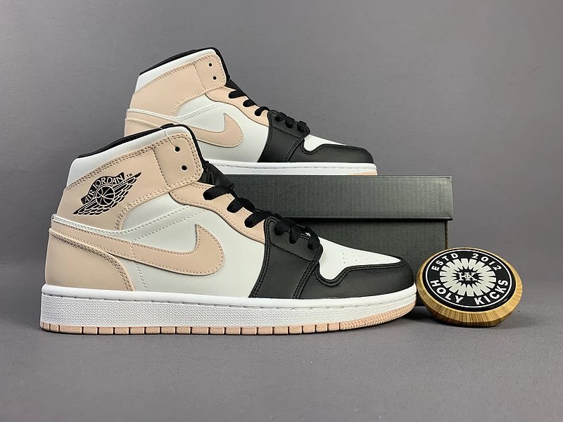 AIR JORDAN 1 photo 11