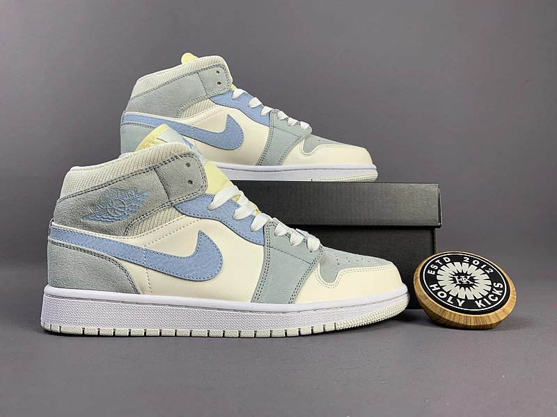 AIR JORDAN 1 photo 14