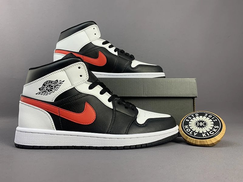 AIR JORDAN 1 photo 8
