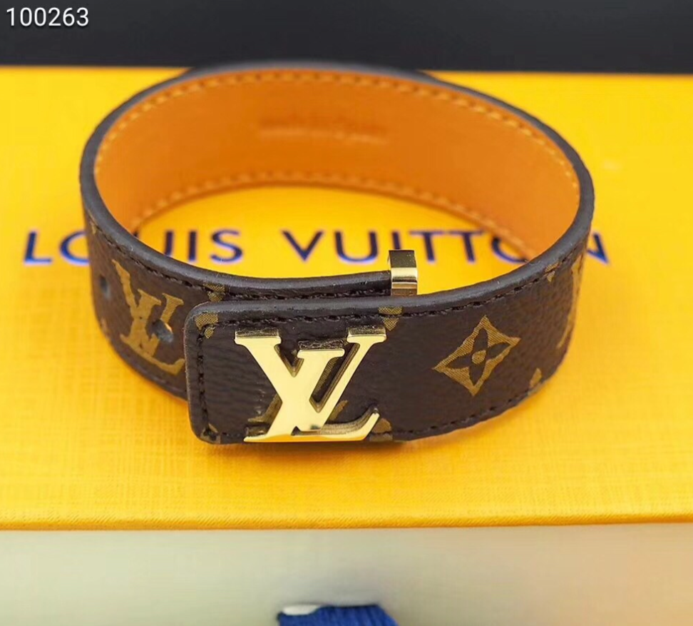 PULSERA LV