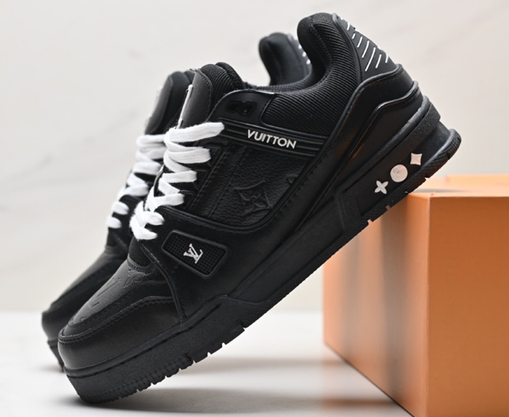 LV SNEAKERS photo 29
