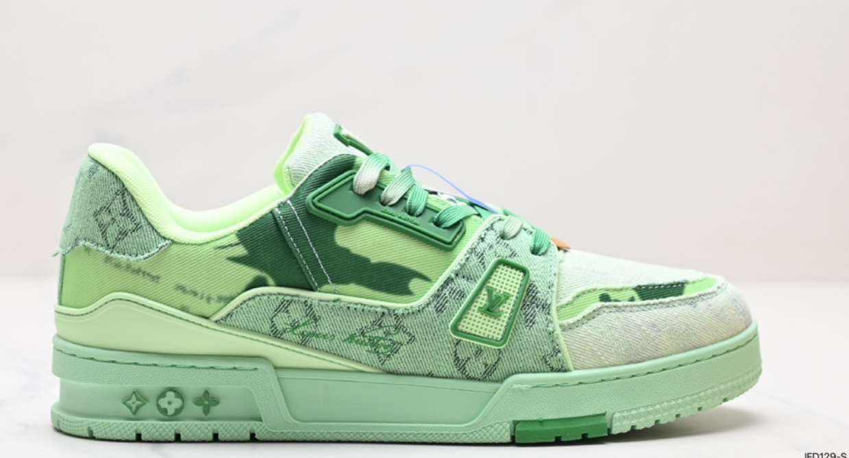 LV SNEAKERS photo 35