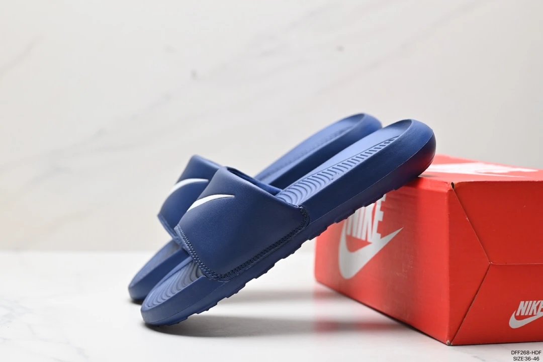 NIKE SLIPPERS photo 12