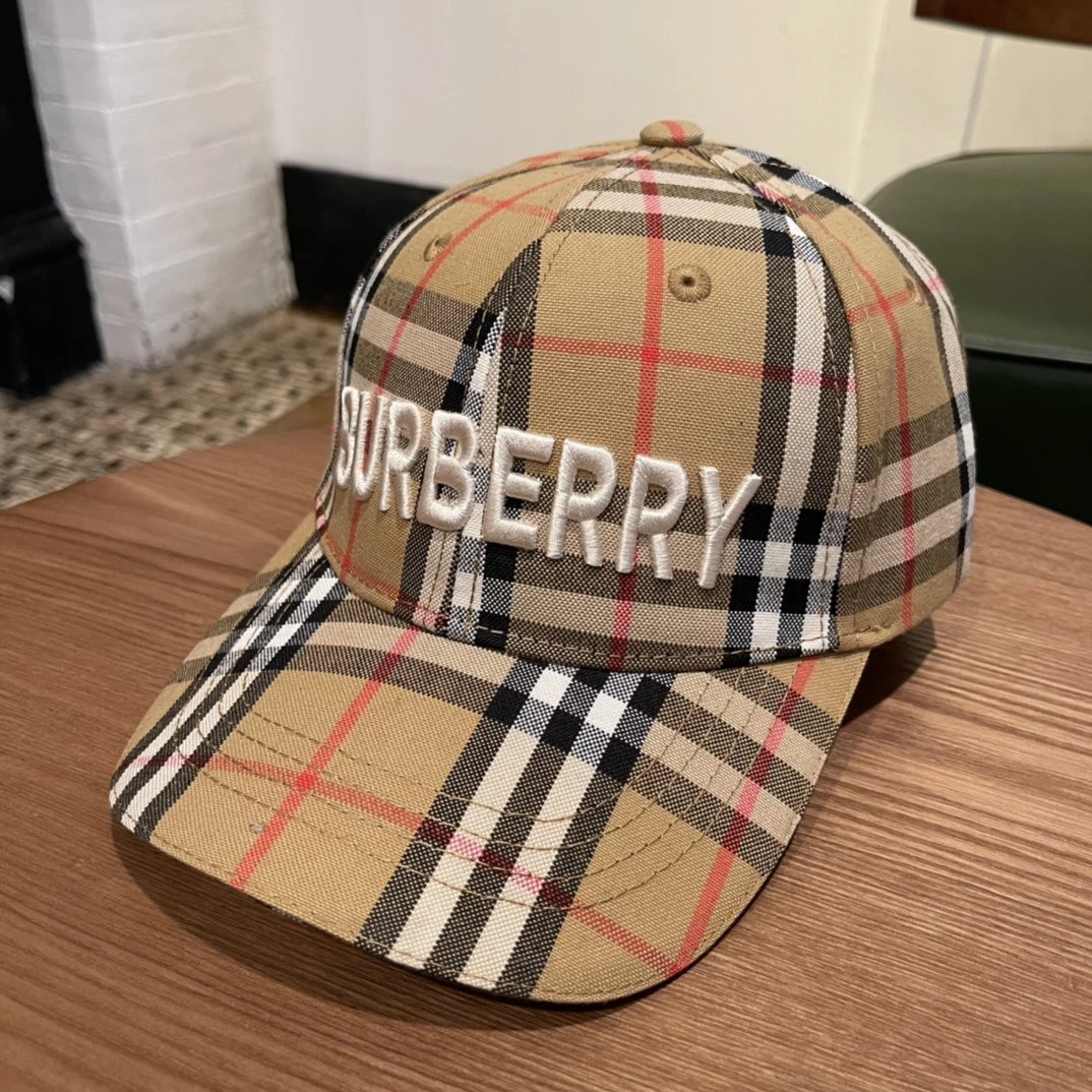 GORRA BURBERRY photo 6