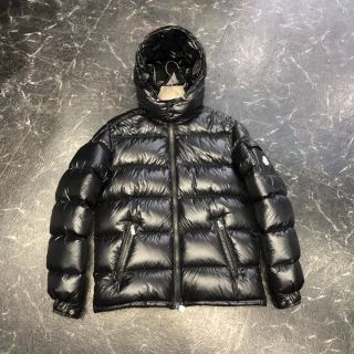 Moncler Puffer · Padded