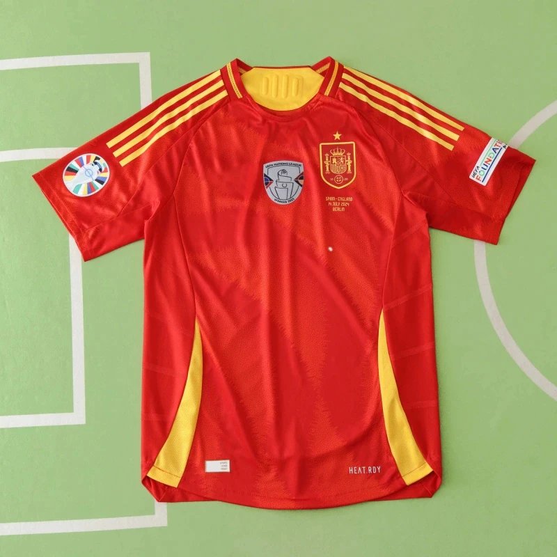 SPAIN 24-25 photo 3