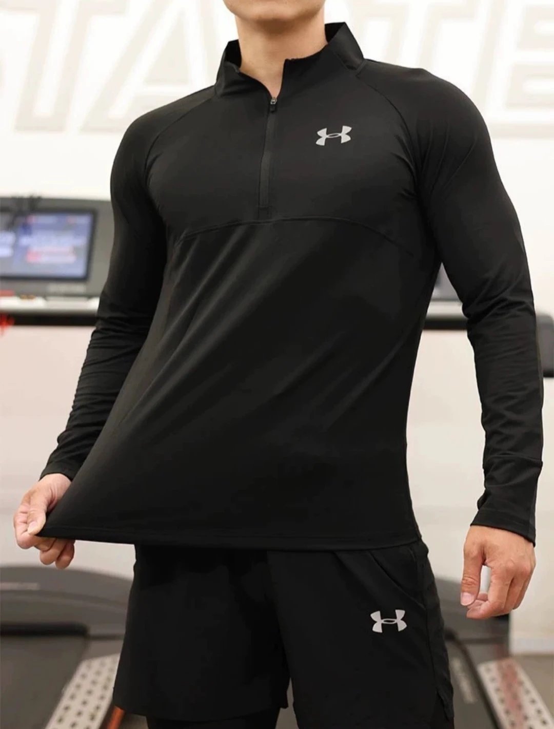 UNDER ARMOUR LONGSLEEVE photo 11
