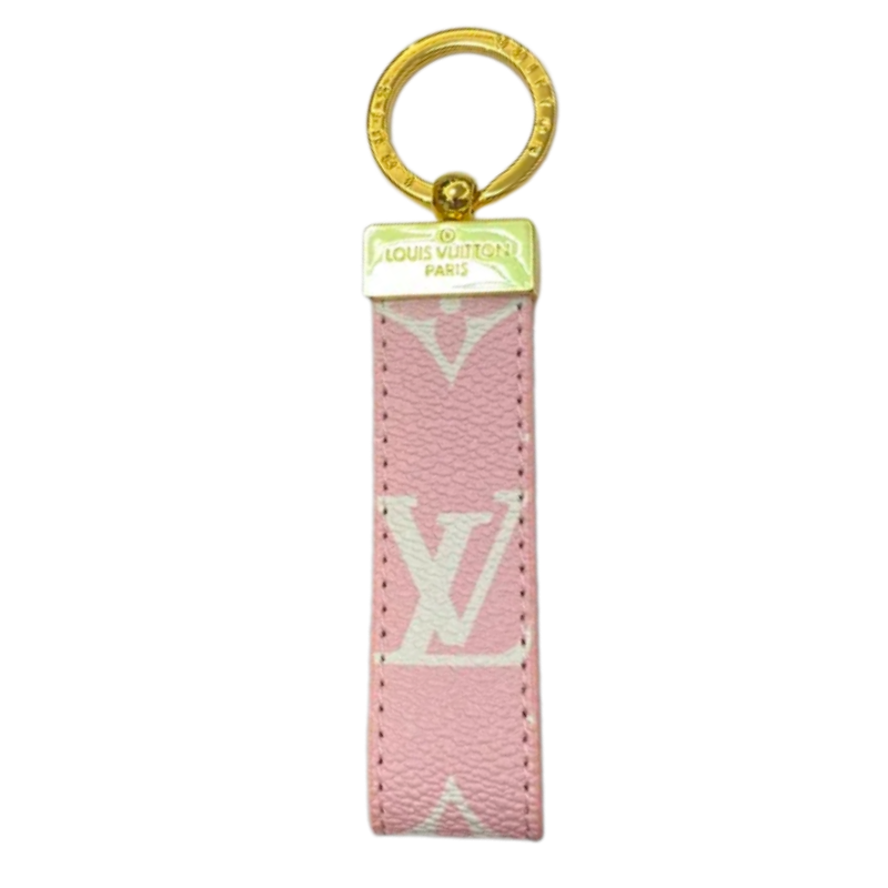 LV KEYCHAIN