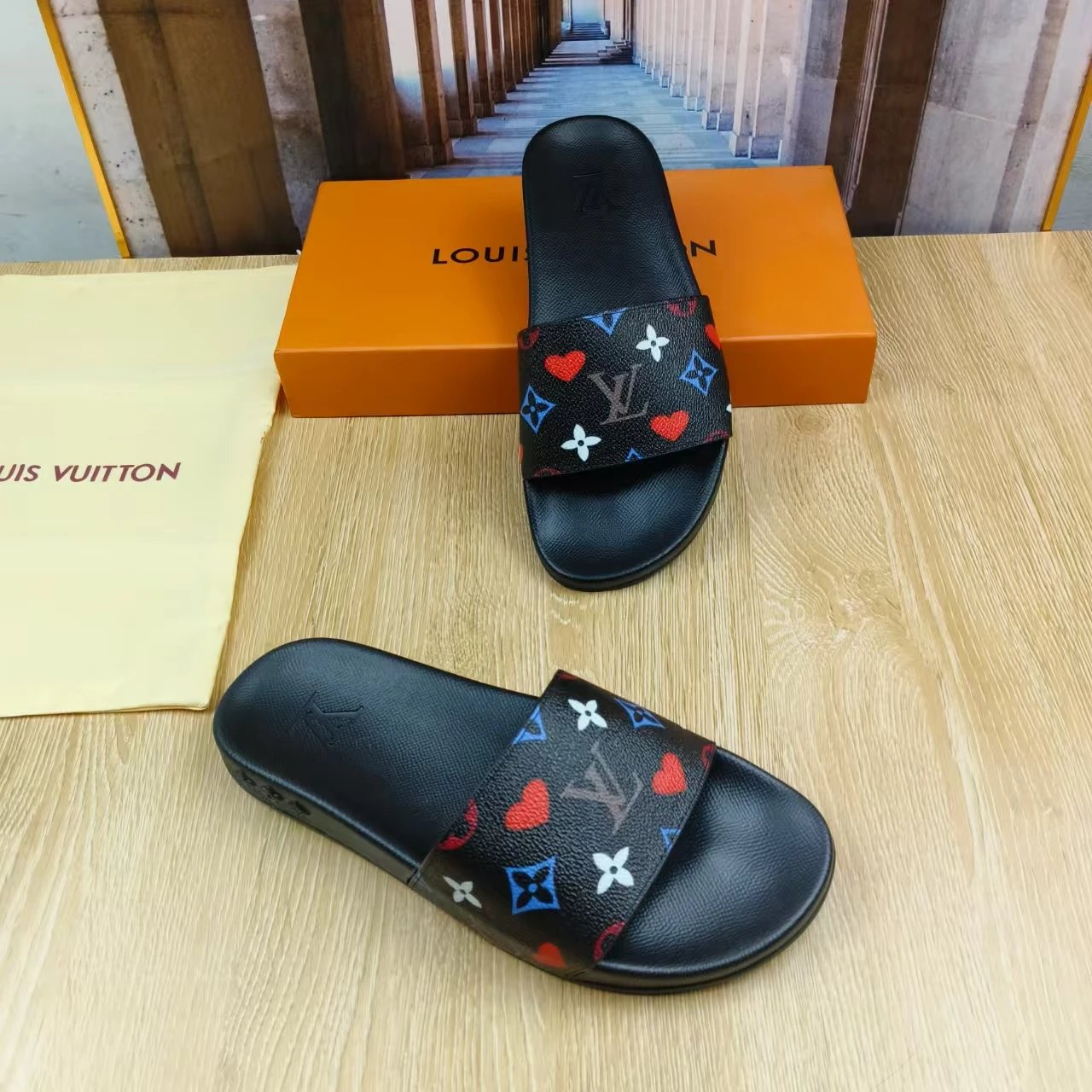 LV SLIPPERS photo 21