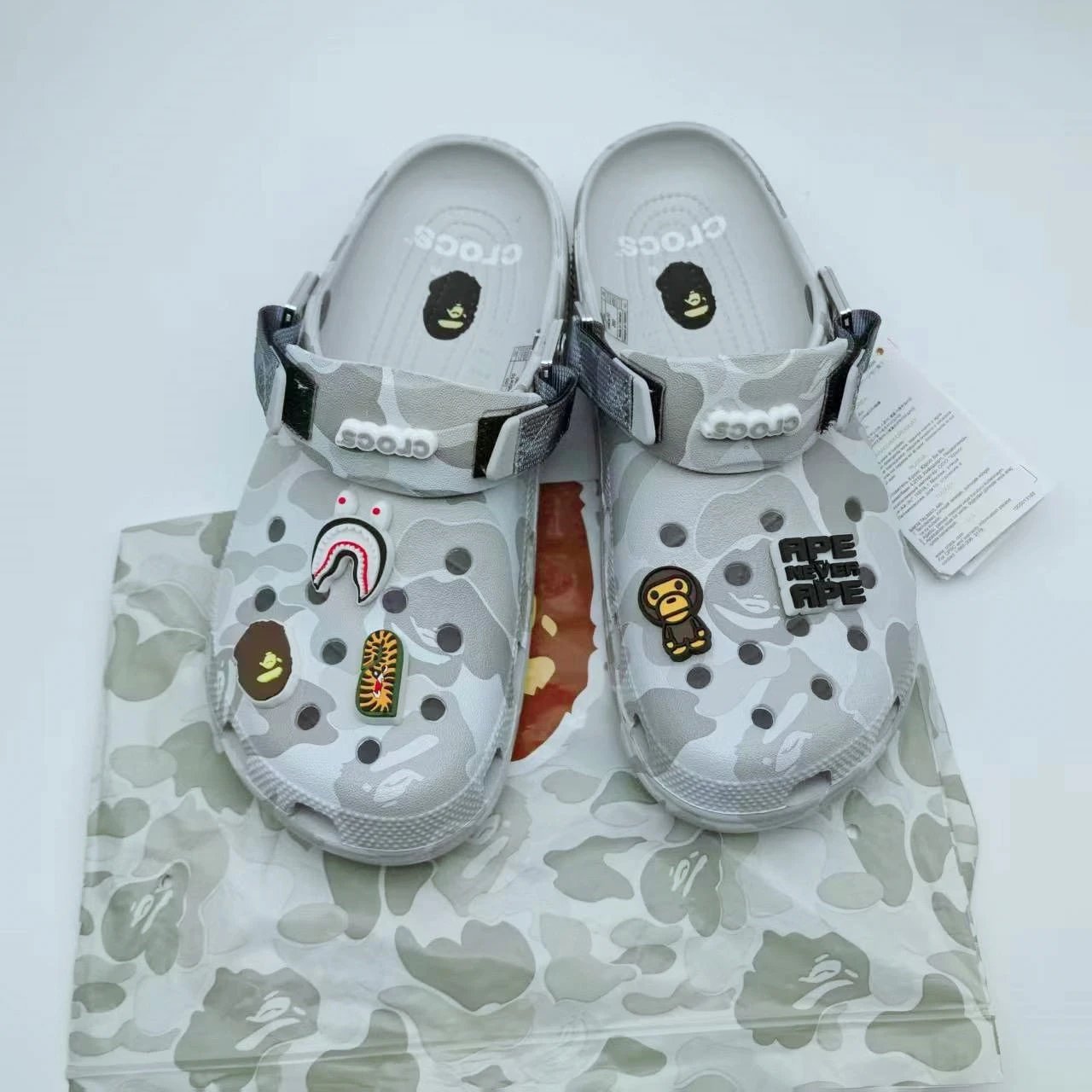 A Bathing Ape Crocs photo 5
